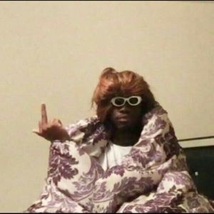 Meet your Posher, Nykole